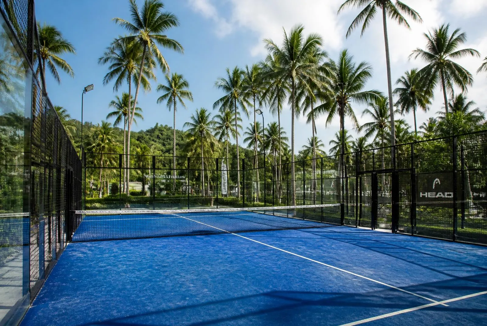 Open-air padel court at Padel Tropical Koh Samui